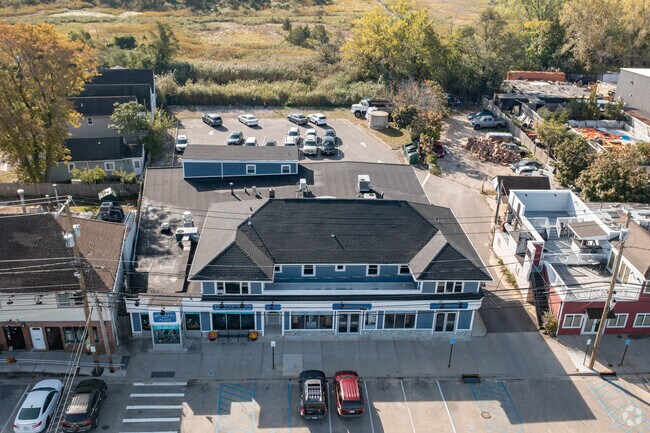 Foto del edificio - 14 Bayville Ave
