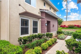 Building Photo - 12444 Benton Dr