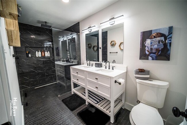 Building Photo - 7500 Rio Pass