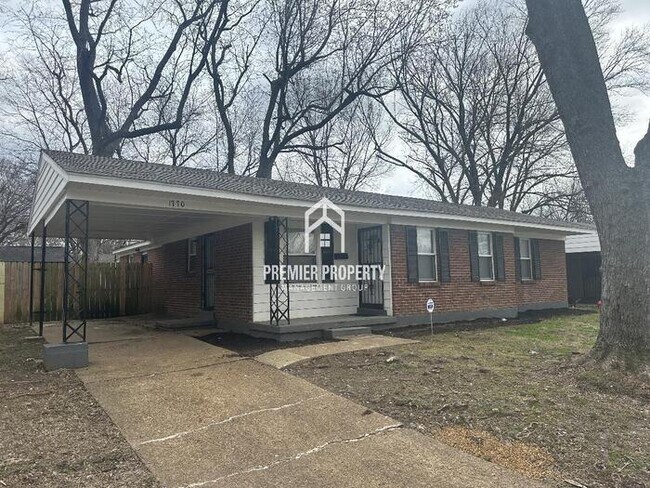 Building Photo - 1770 Capri Rd
