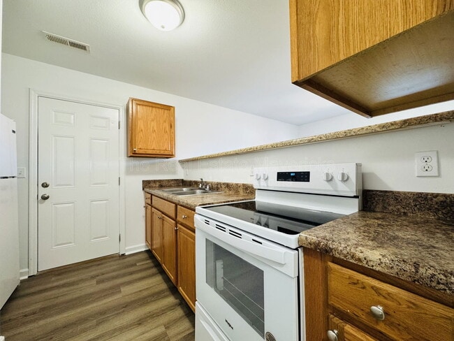 Foto del edificio - 4607 Kirkland Ave