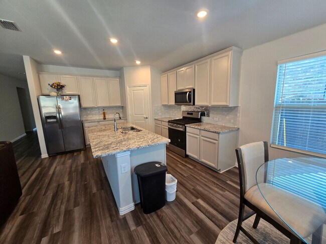 Foto del edificio - Fantastic in Fate!