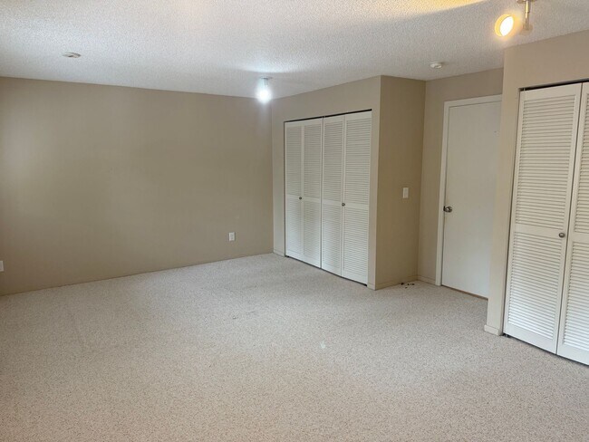Foto del edificio - 3BED/3BATH Townhome in Wood Creek Communit...