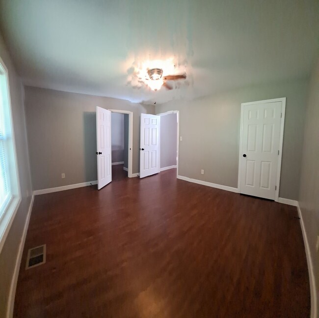 Foto del edificio - 2 Bed/ 2 Bath Hickory Cove