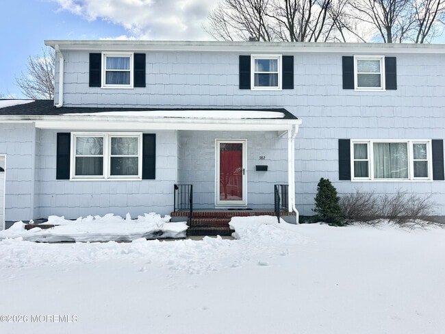 Foto del edificio - 382 W Park Ave