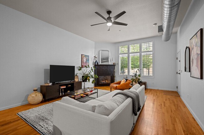 Foto del edificio - Amazing 1 Bedroom in the Heart of Lowry