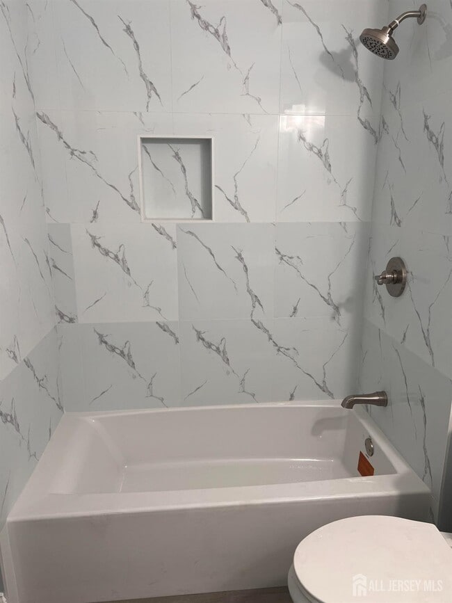 Building Photo - 1405 Aspen Dr