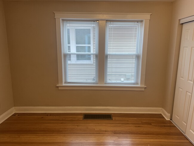 Bedroom - 6019 Scanlan Ave