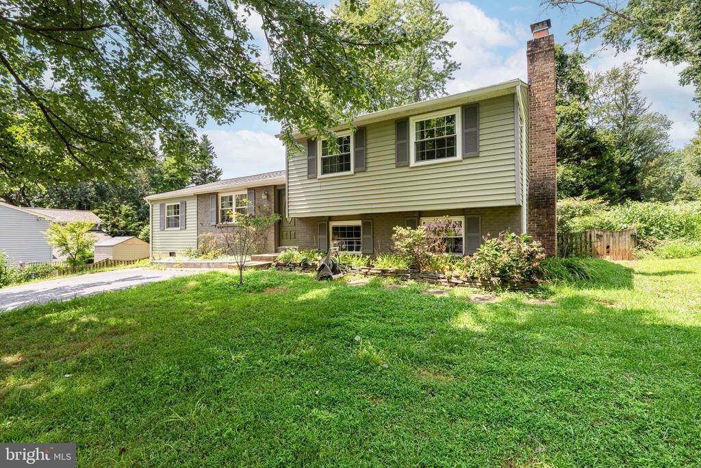 Foto principal - 9802 Brightlea Dr