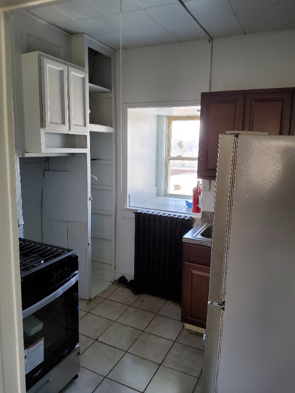 Building Photo - 37 S Hamilton St