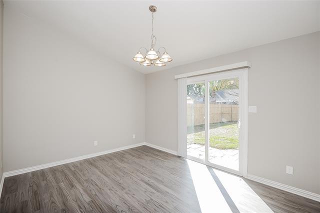 Building Photo - 2817 Carnaby Ln