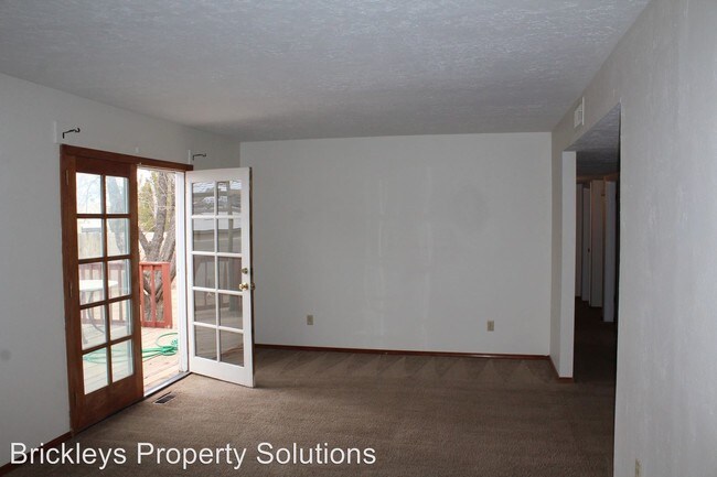 Building Photo - 4 br, 2 bath House - 7513 St. Clair St. NE