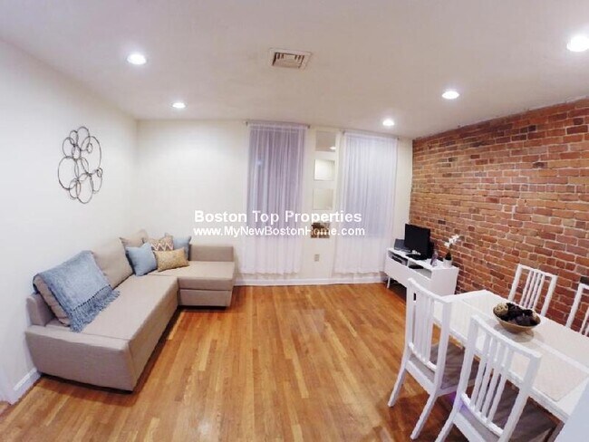 Foto del edificio - 65 Hemenway St