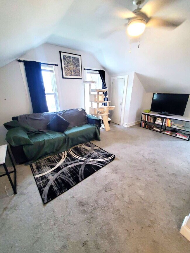 Foto del edificio - Charming 1-Bedroom in Oaklyn!