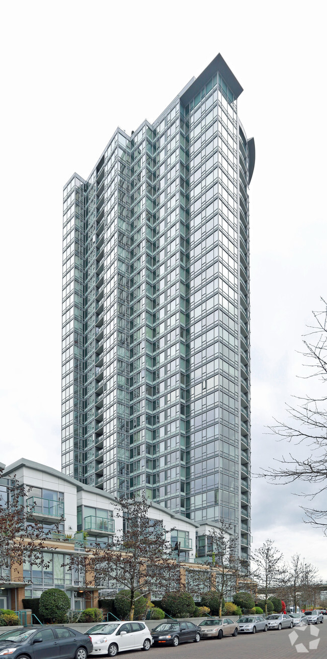 Building Photo - Quaywest
