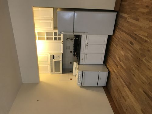 Building Photo - 111 W 26th St