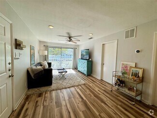 Building Photo - 3115 Helms St