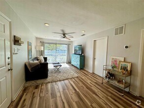 Building Photo - 3115 Helms St