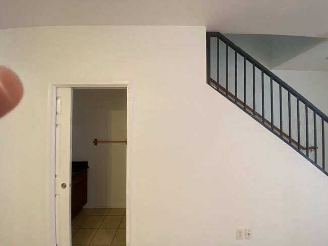 Building Photo - 9635 Woodman Ave