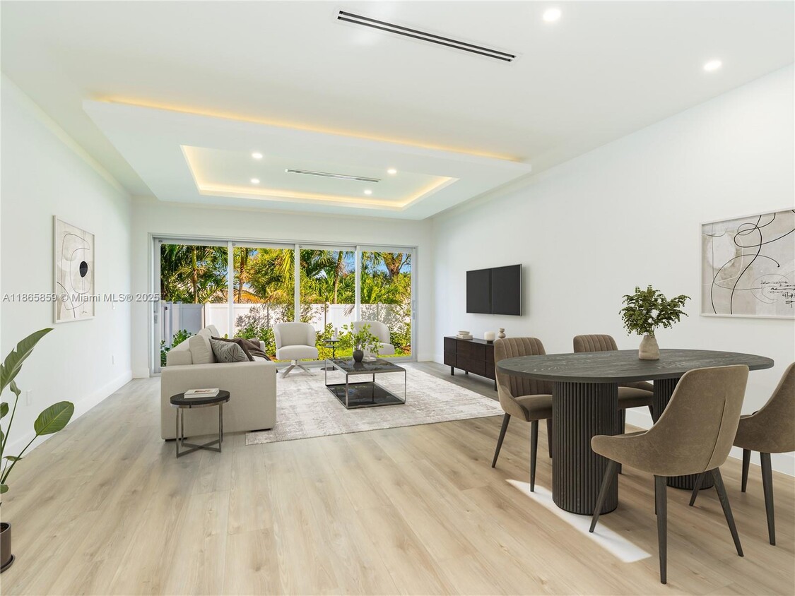 Foto principal - 1421 SW 24th Ct