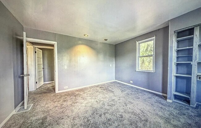 Building Photo - 7220 Hilliards St