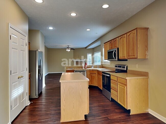 Building Photo - 19 Laurel Valley Dr