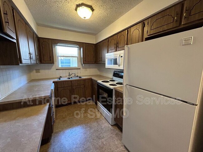 Foto del edificio - 3305 E Portland St