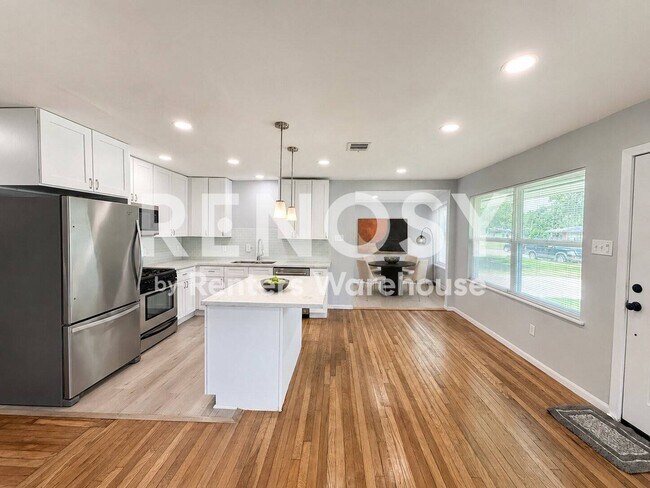 Foto del edificio - 6010 Ridgeway Dr