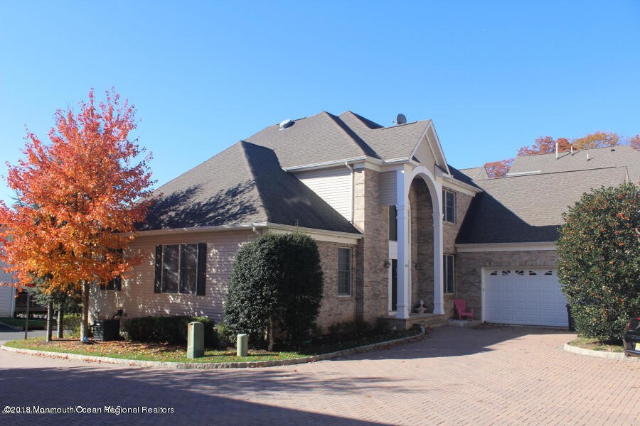 Foto principal - 24 Brittany Ct