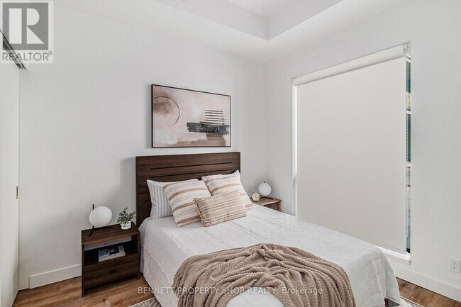 Building Photo - 600 Mountaineer Private