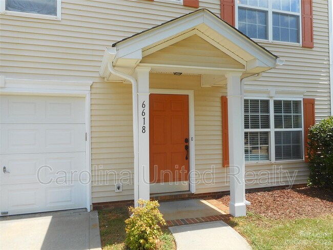 Building Photo - 6618 Wicked Oak Ln