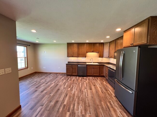 Foto del edificio - GNP Properties LLC