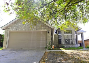 Building Photo - 7011 Beech Trail Dr