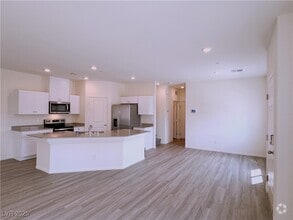 Building Photo - 7915 Pandora Sky St