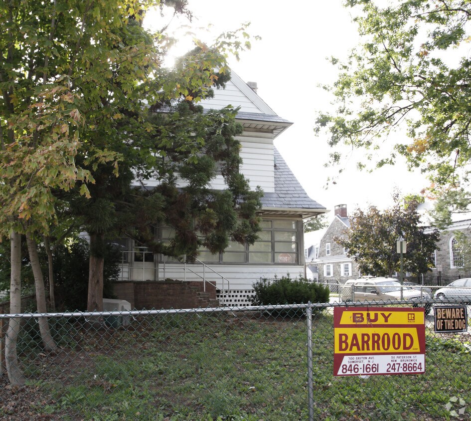 Foto del edificio - 186 Livingston Ave