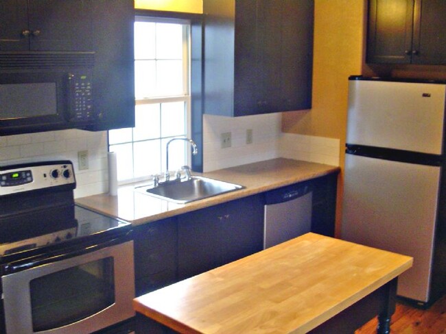 Foto del edificio - Newer, high quality Coburg apartments