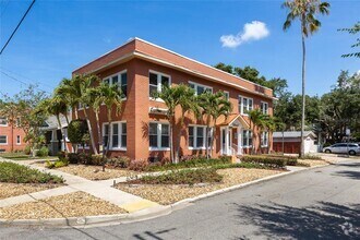 Building Photo - 3107 S Esperanza Ave