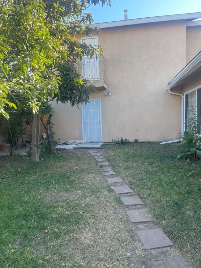Foto del edificio - 11876 Manor Dr