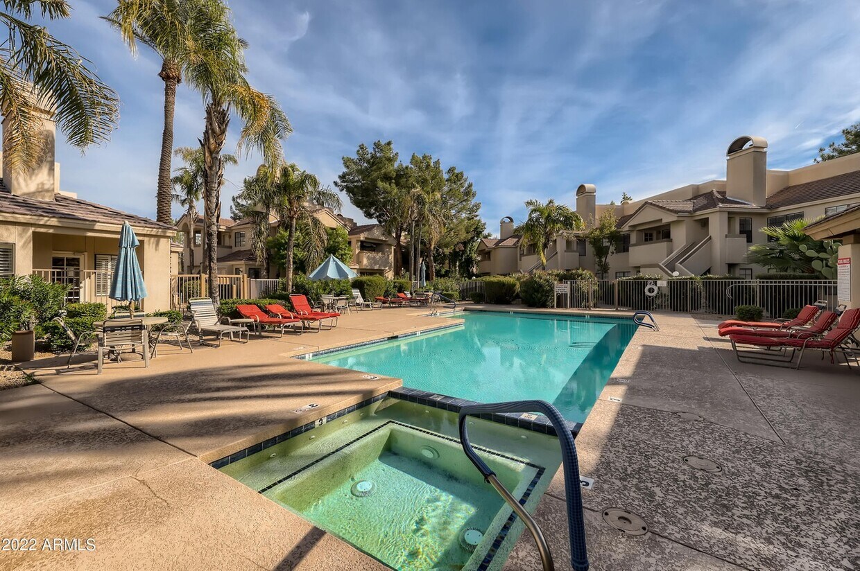 Primary Photo - 6885 E Cochise Rd