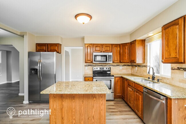 Building Photo - 705 Sableglen Ct, Colorado Springs, CO, 80906