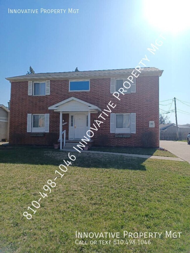 Foto del edificio - 3462 Ridgecliffe Dr