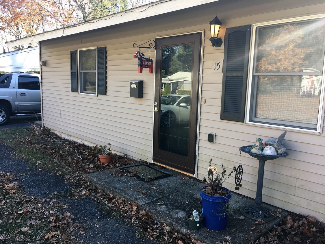 15 Crestline Dr, Ballston Spa, NY 12020 House for Rent in Ballston