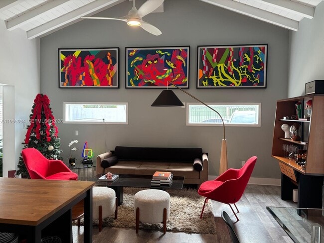 Building Photo - 3525 Poinciana Ave