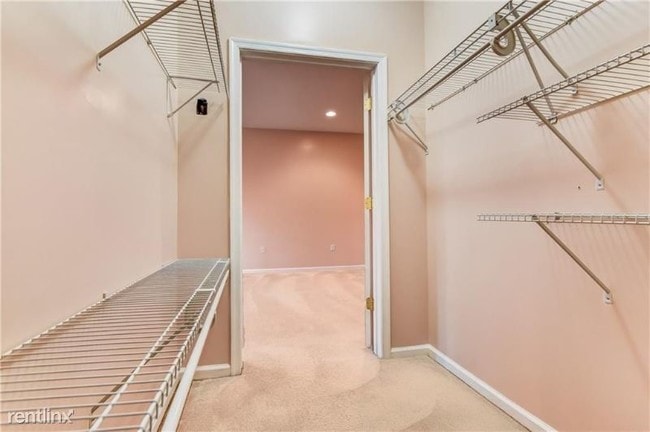 Building Photo - 2 br, 2 bath Condo - 223 Pinelli Dr