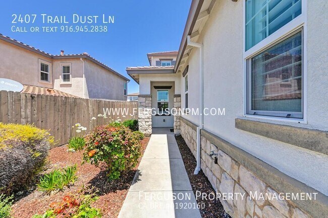 Building Photo - 2407 Trail Dust Ln