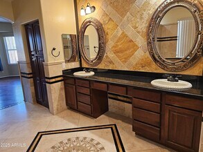 Building Photo - 43819 N 43rd Dr