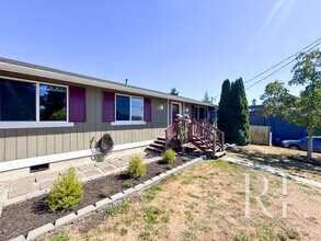Building Photo - 1114 Scott Ave