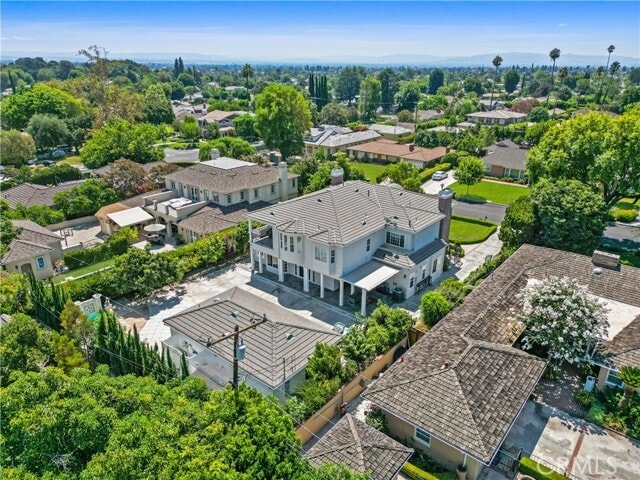 Building Photo - 1117 Encanto Dr