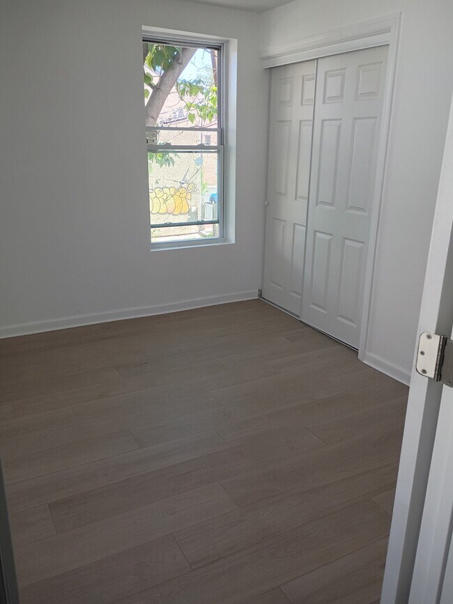 Foto del edificio - 246 E Hanover St
