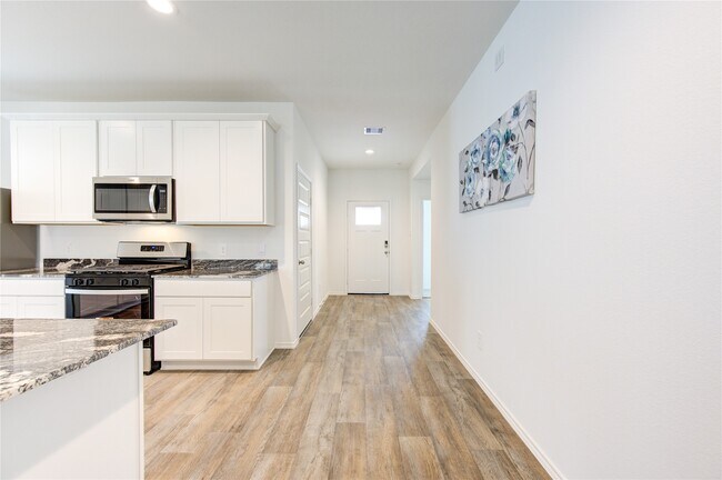 Foto del edificio - 2913 Misty Elm Ln